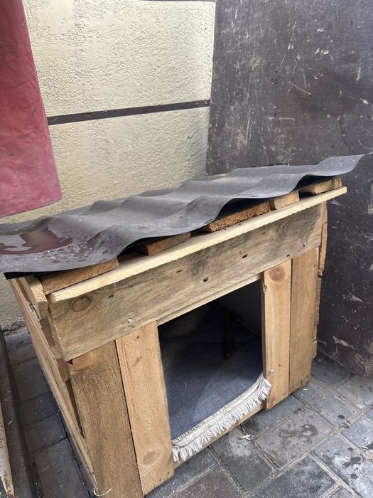 Будка для собаки