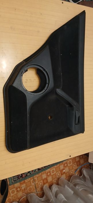 Гольф 3,Венто. Дверные карты,замки.