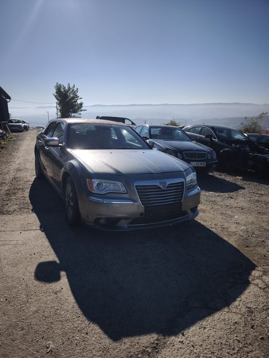 Dezmembrez Lancia Thema