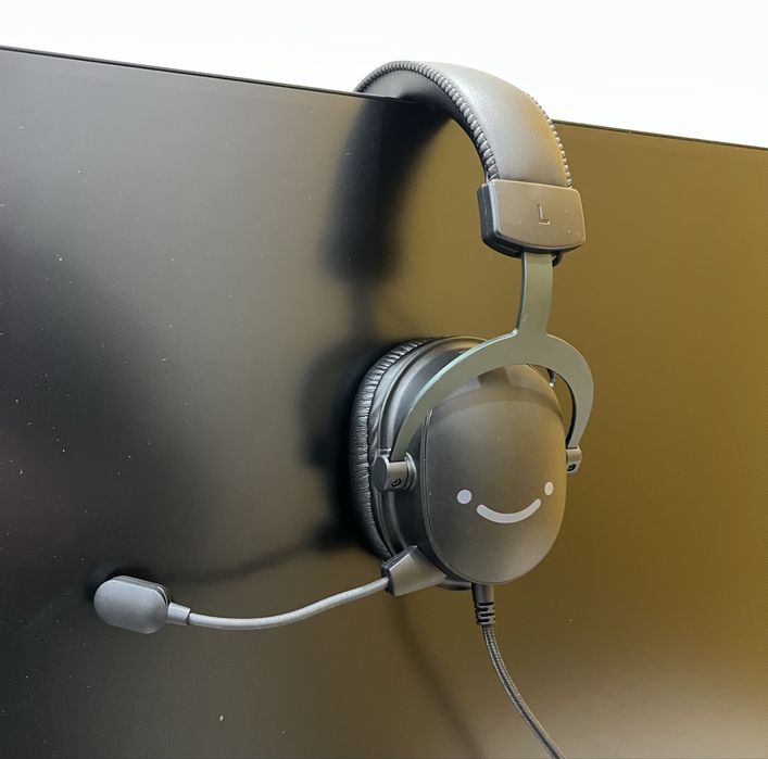 Продам игровые наушники