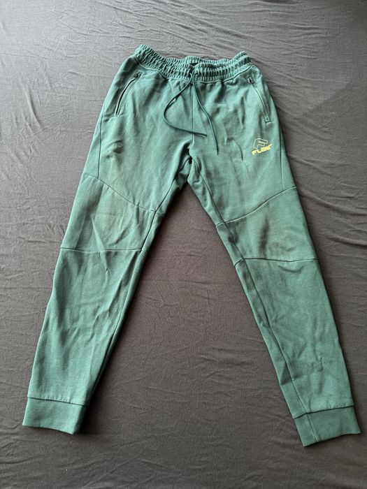 Нов мъжки анцунг Flair