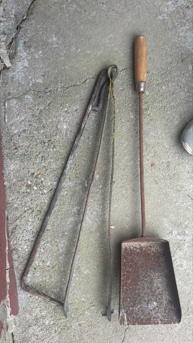 совок, кочерга, щипцы