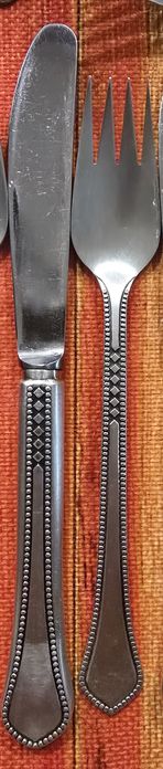 Прибори за хранене 24 части, посребрени