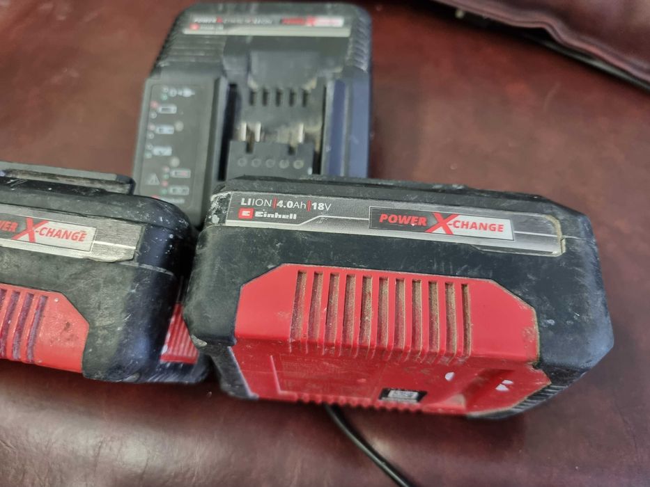 Зарядно за батерии на Einhell Power X-Change