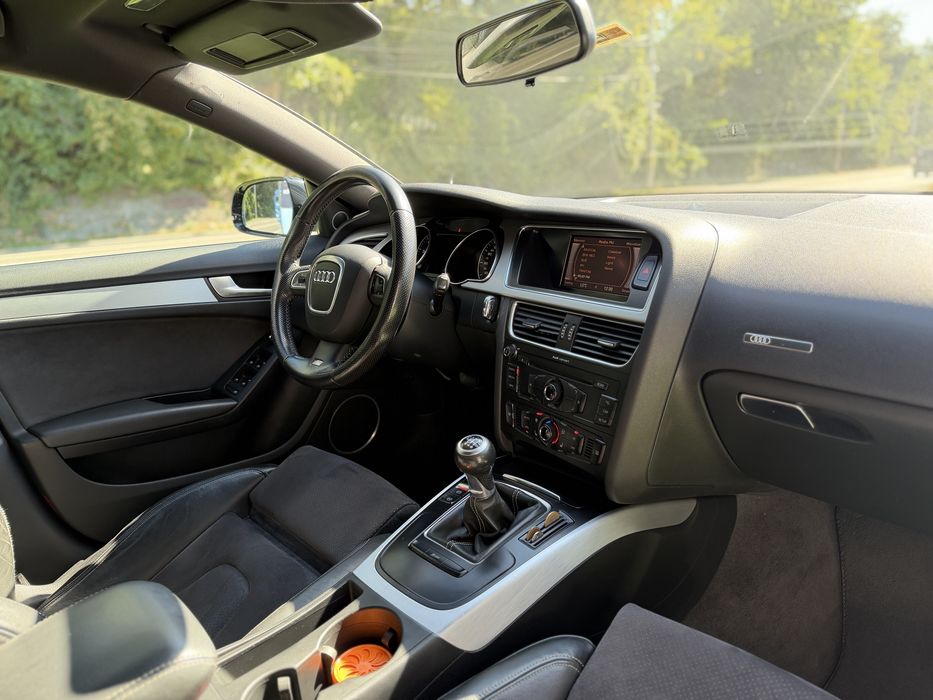 Audi A5 si in rate