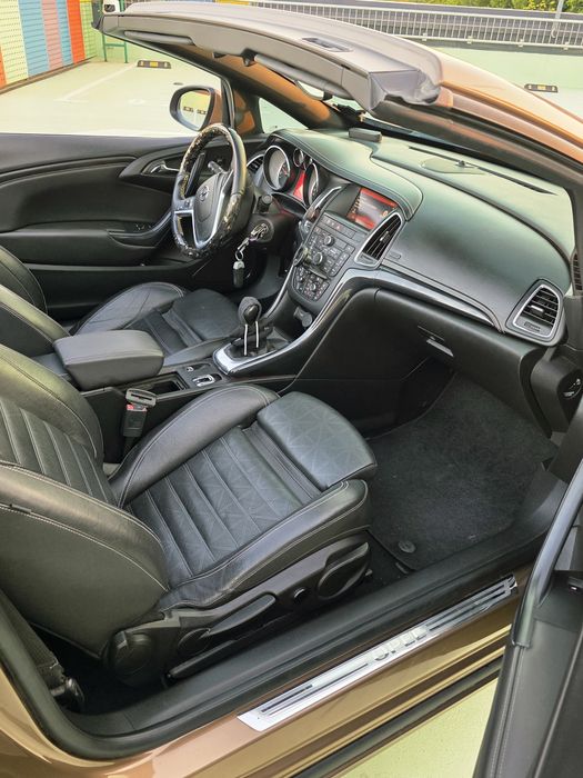 Opel Cascada (Astra Cabrio)