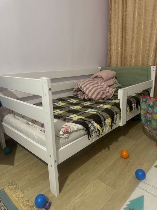 Продам детский кровать.