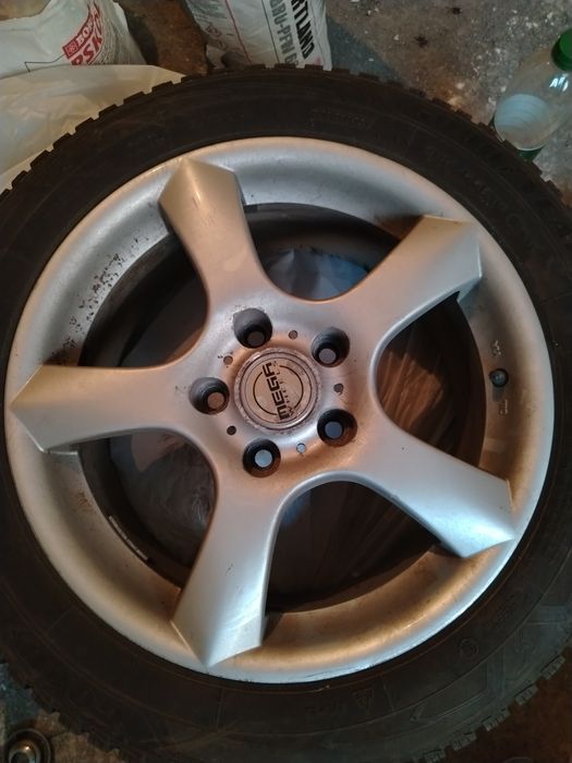 Зимни 5х114.3 джанти с гуми 16цола 205/55/16 Goodyear //Мазда Тойота и