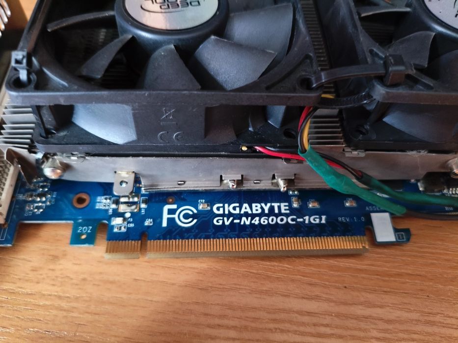 Видеокарта GTX460