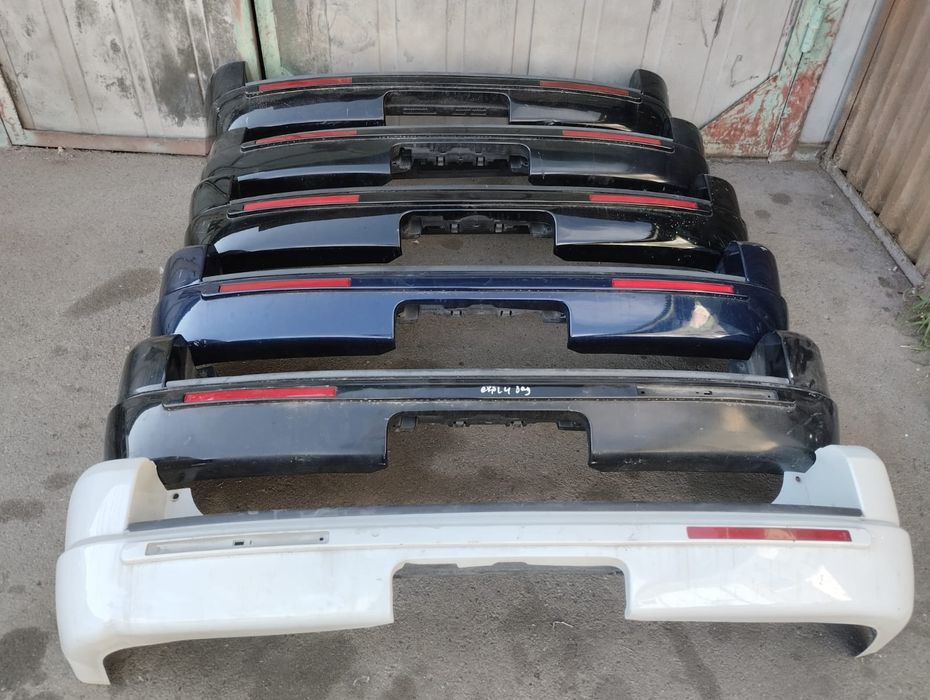 Бампер задний передний на Ford Explorer 2, 3, 4 поколения оригинал