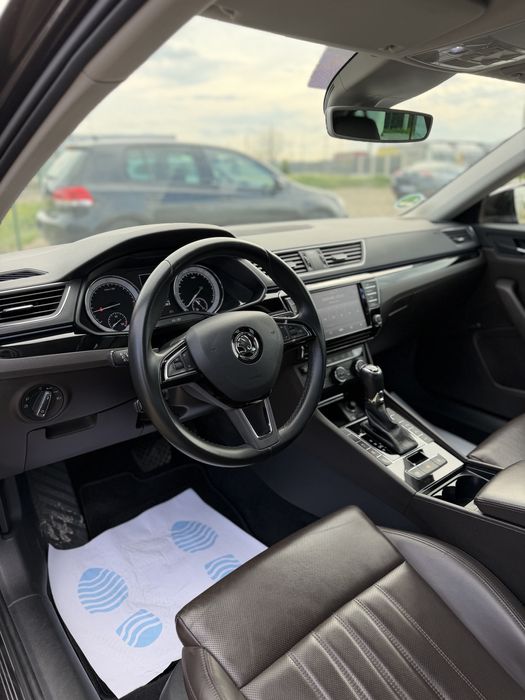 Skoda Superb 2.0 TDI Laurin&Klement Garanție 3 Ani