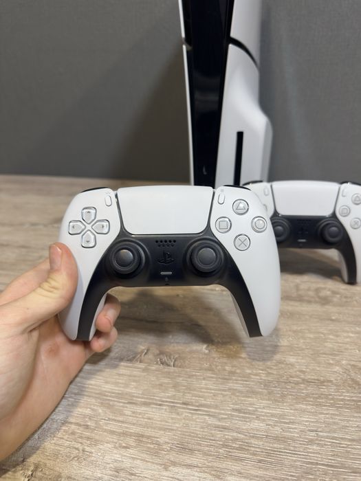 Play station 5 slim