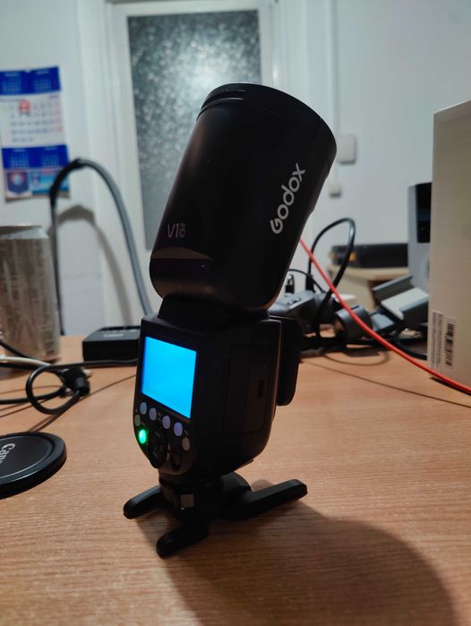 Godox V1PRO C blit cu cap rotund pentru Canon