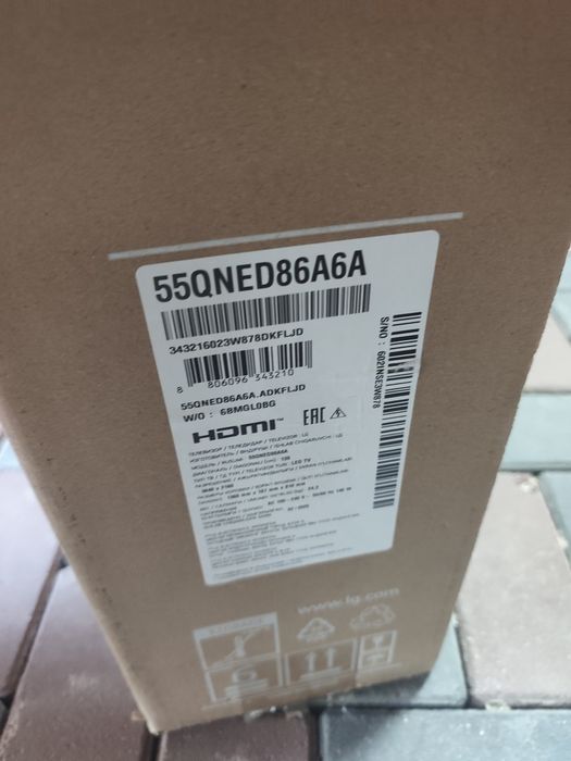 Срочно продам смарт телевизор lg 55 140см