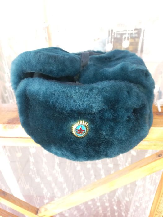 Натуральная ушанка военная