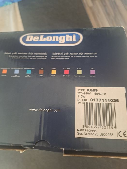 Aparat de măcinat cafea Delonghi