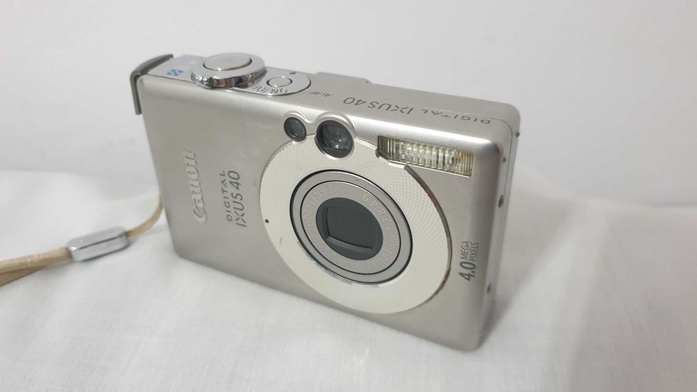 CANON digital IXUS 40