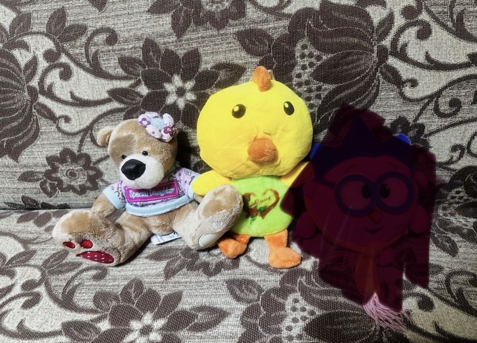 Игрушки мягкие..
