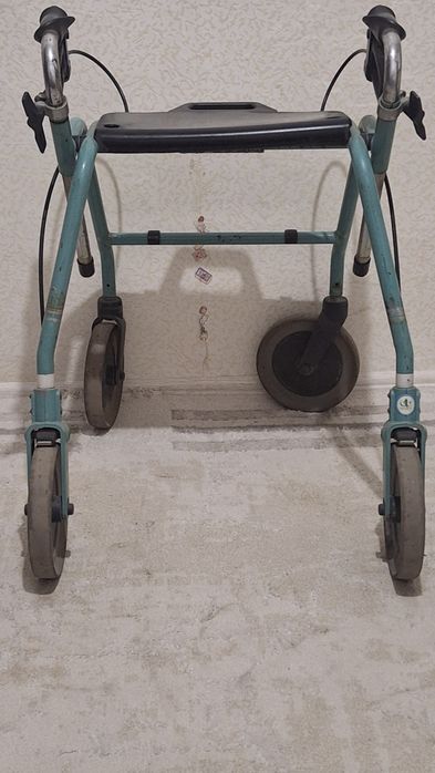 Ходунок ролатор для взрослых