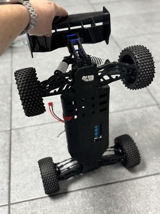 Automodel rc buggy 4x4 t2m pirate shooter 3 brushless foarte rapid