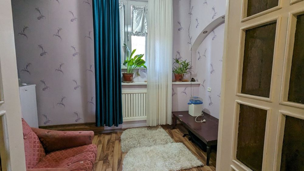 Квартира в Юкори Чирчик Иикота 2/1/2  57м
Холодная горячая вода
Те