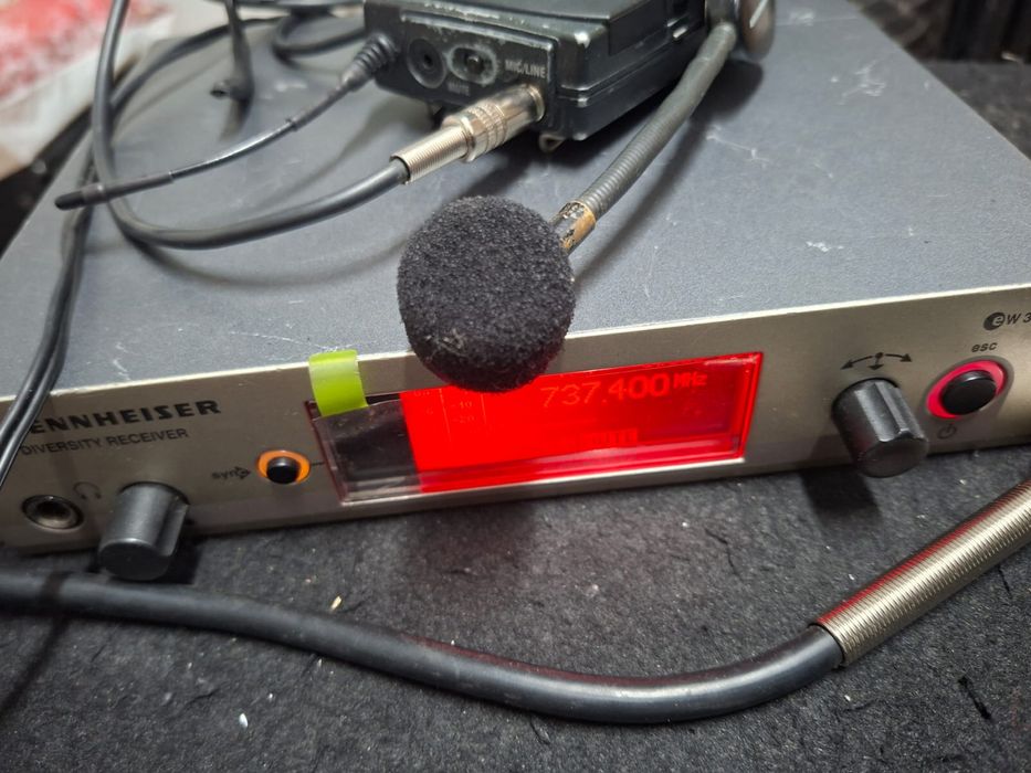 Продаётся петличный микрофон Sennheiser