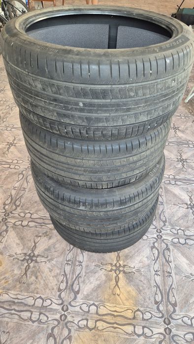Pirelli P Zero 275/35 R21