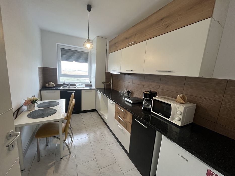 Garsoniera avantgarden 3 LIBER REVELION SI CRACIUN