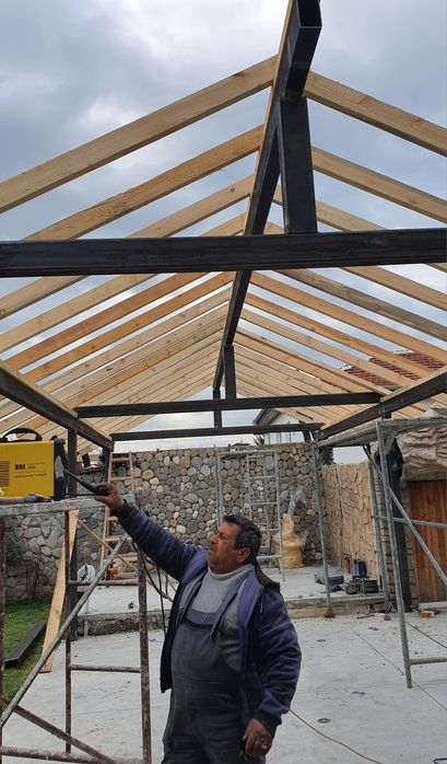 Изграждане на ПОКРИВИ И НАВЕСИ ОТ СТРОИТЕЛНИ РЕМОНТИ ПАЛАС ПЛОВДИВ