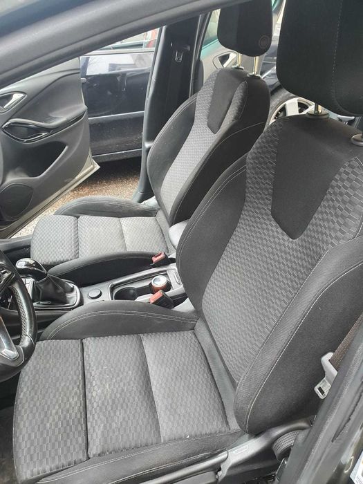 Vând Opel astra k 2018