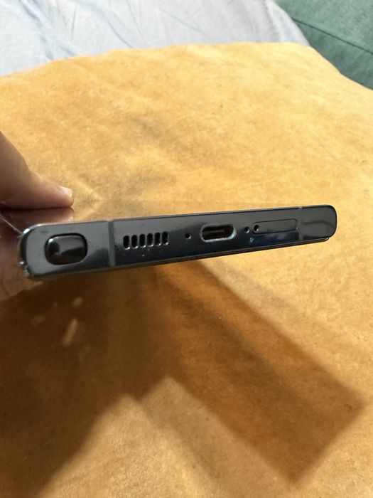 Vând Galaxy 23 Ultra