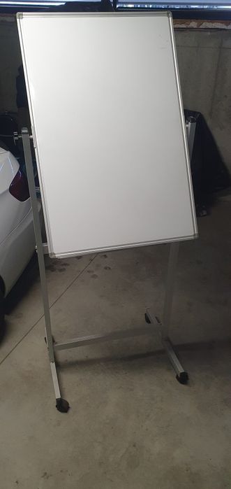 Tabla magnetica si de scris stil flipchart pentru birou