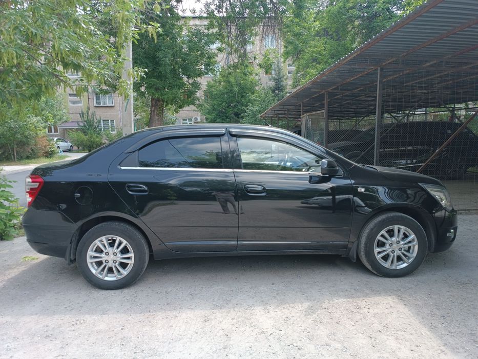 Chevrolet Cobalt 2024 — 3