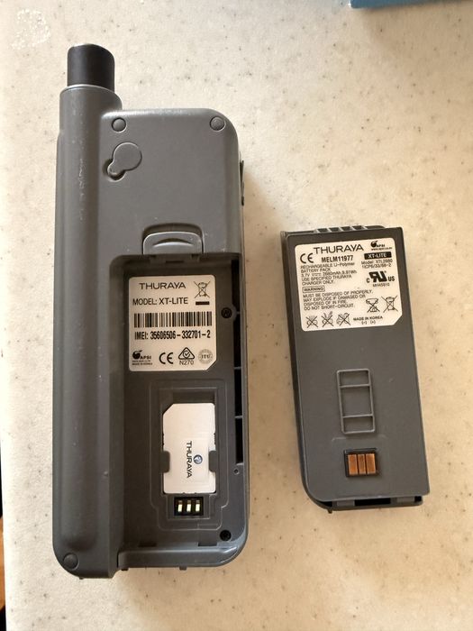 Thuraya XT Lite satelite