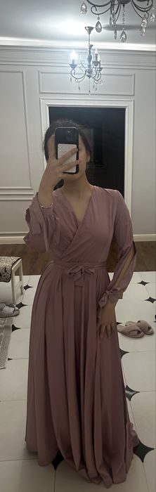 Вечернее длинное платье