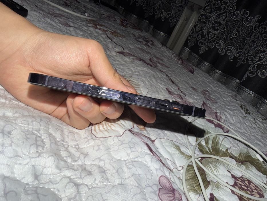 Iphone 14 pro (битый)