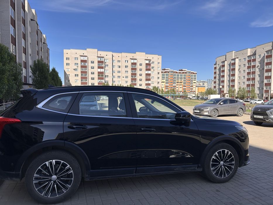 Продам срочно машину