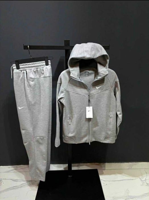 Мъжки спортен екип