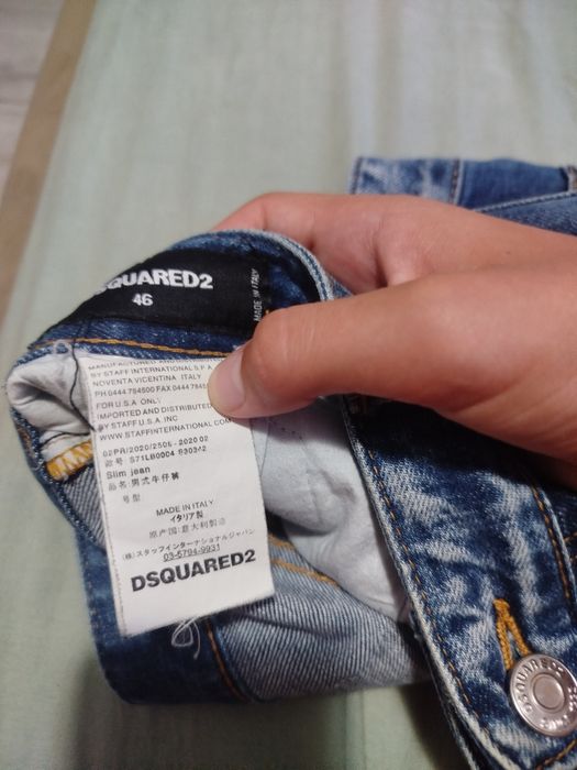Vând blugi dsquared2 mărimea 46
