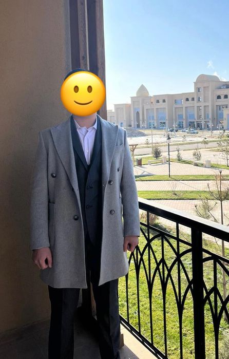 Стильное мужское пальто