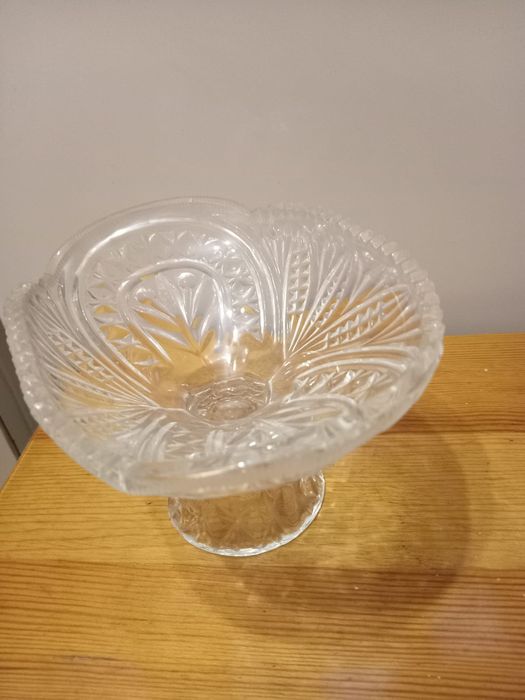 Хрустальная ваза