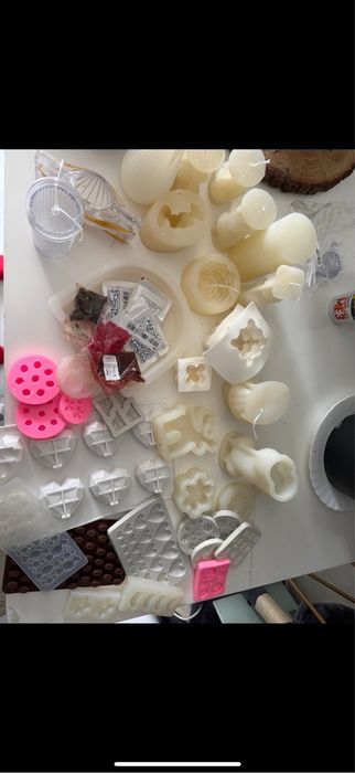 Matrite din silicon pentru ceară