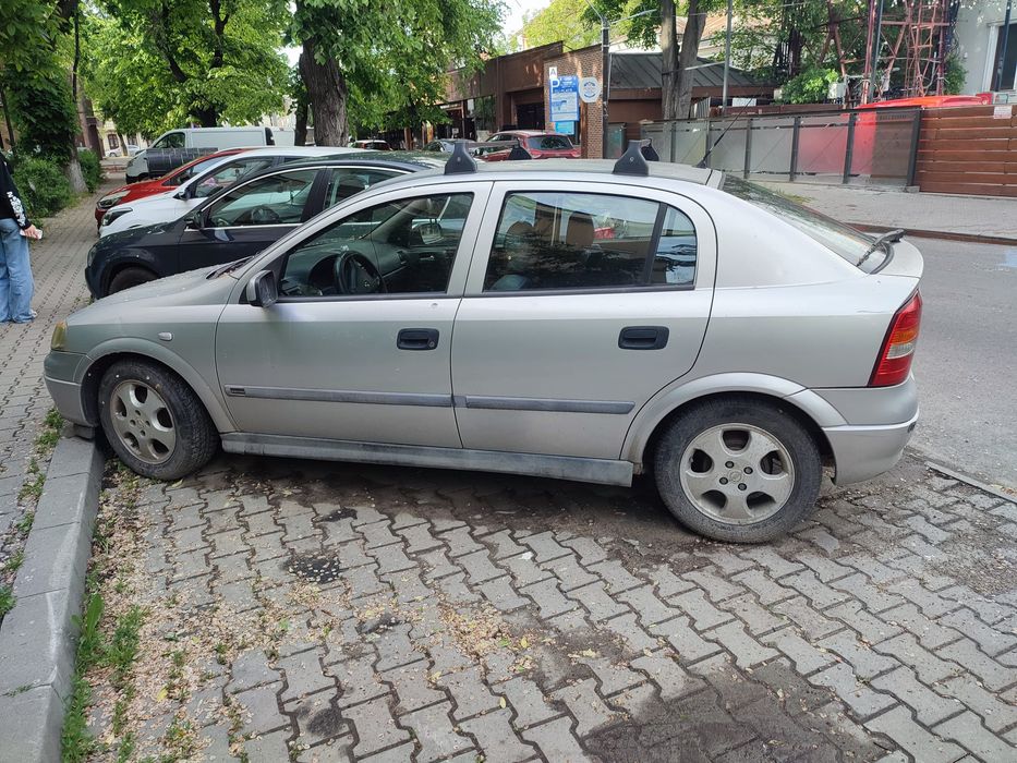 Opel Astra an 2000