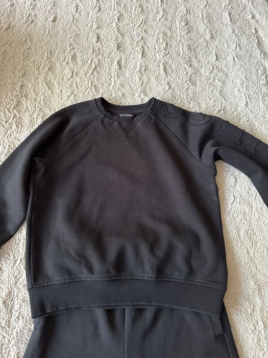 Сет на Guess ! 7 години