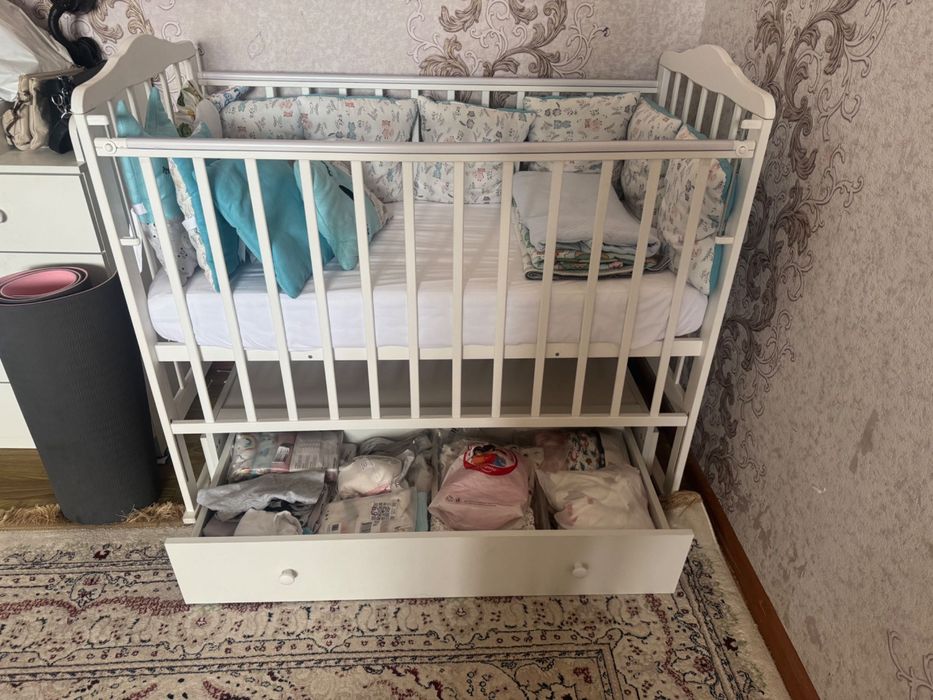 Продаю кровать новорожденного