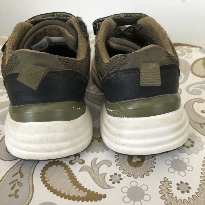 Кроссовки для мальчика 28р