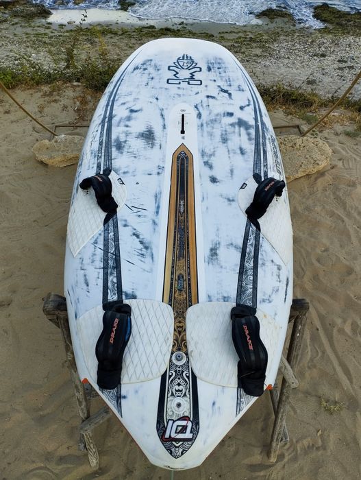 Starboard Isonic Wood Carbon 131 л