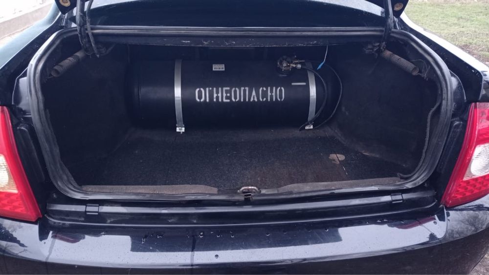 Продам приору газ-бензин!