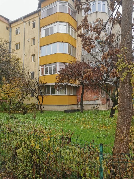 Craiova Valea Rosie  3 decomandate 145000 euro