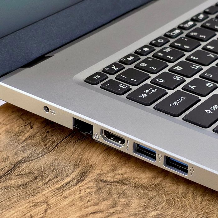 Офисный ноутбук Acer Aspire 3